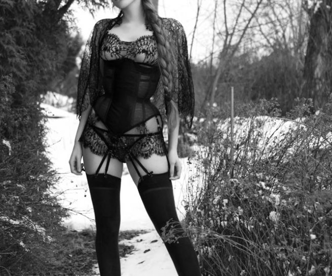 Taakeferd quarter cup bobbinet tulle corset. Photo by A. Lindseth